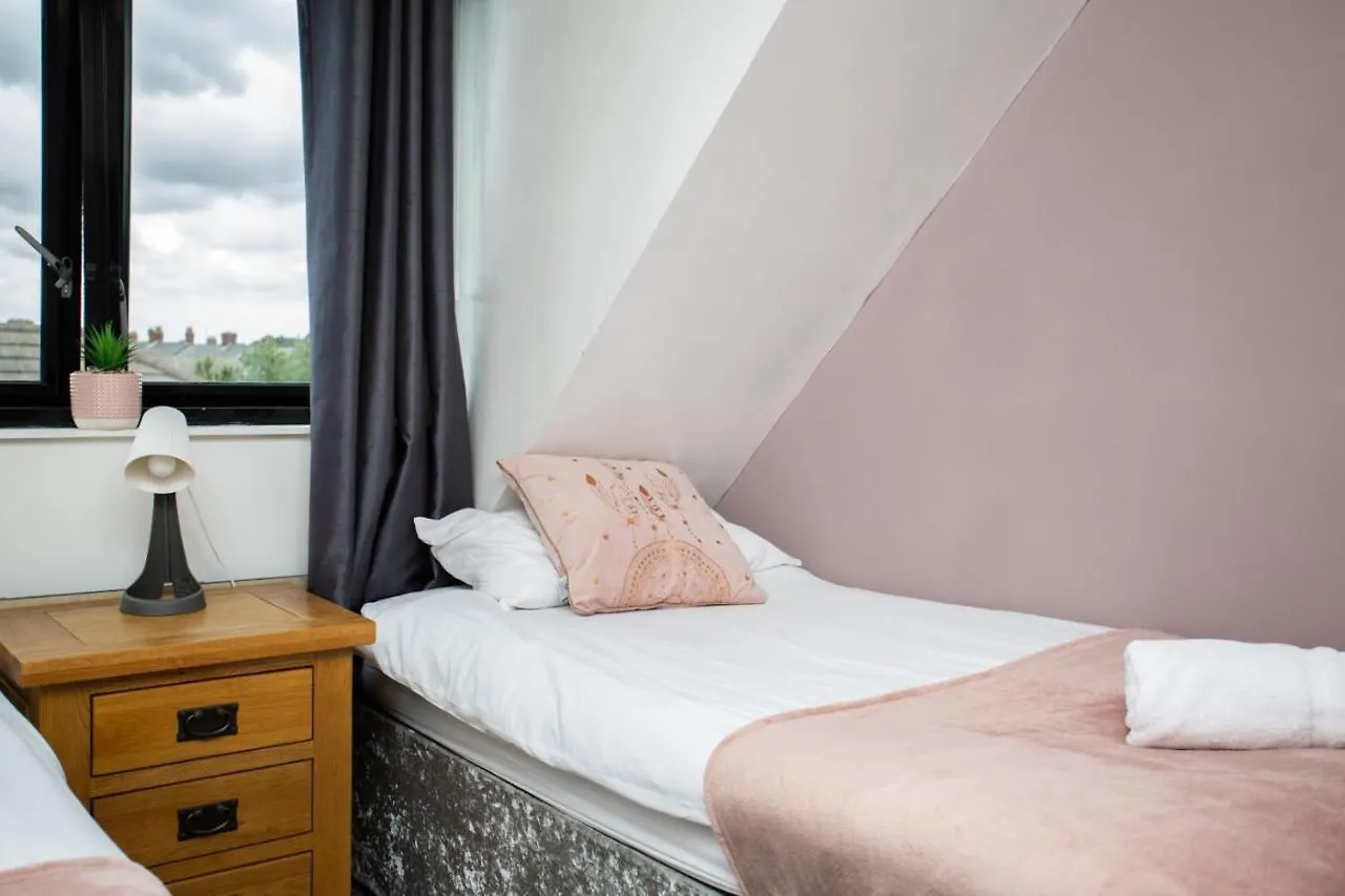 Portland Apartments 188 By #Shortstaysaway Jesmond 0*,
